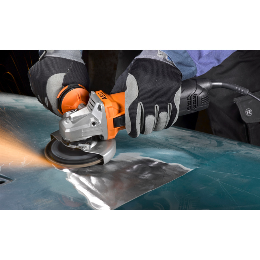 AEG 4935451309 angle grinder – image 3