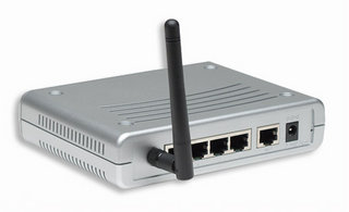 Intellinet 502566 wireless router Fast Ethernet Silver – image 4