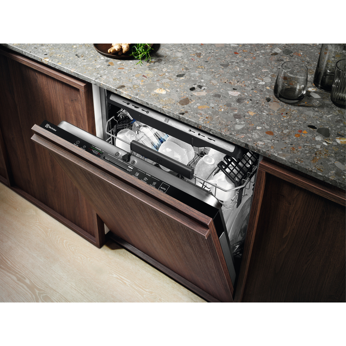 Electrolux KEGB9305L Fully built-in 15 place settings – image 6