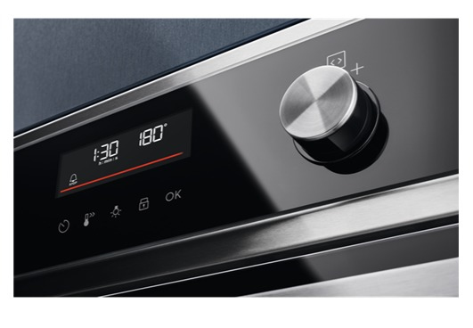 Electrolux EOF6P76X 72 L 3480 W Black, Stainless steel – image 2