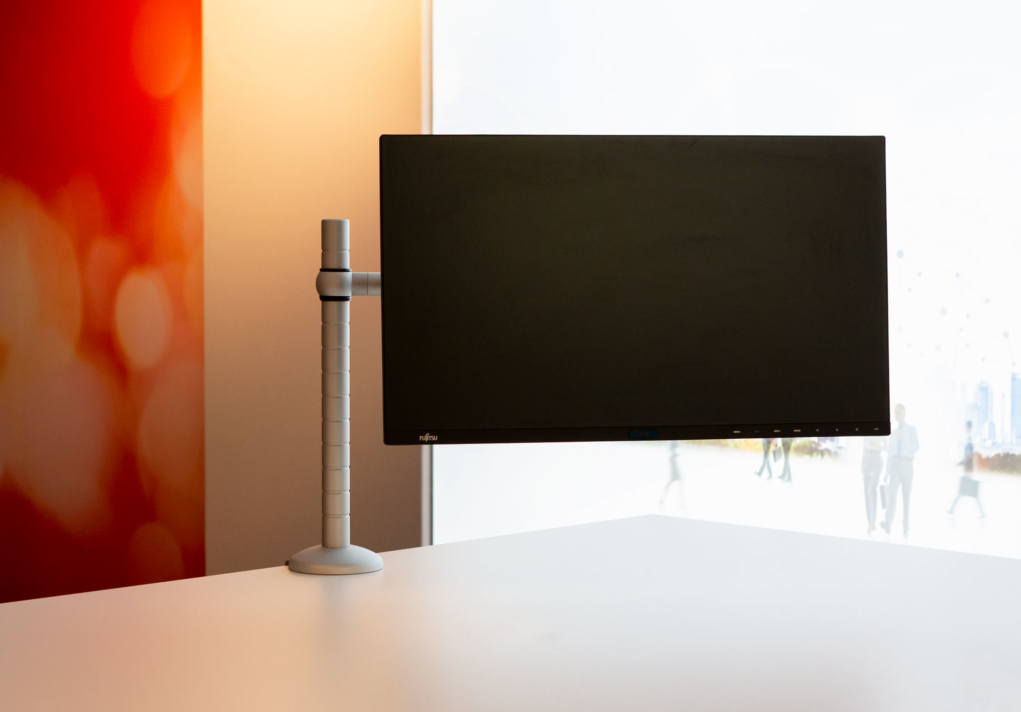 Fujitsu B24-9 TS bundle – image 2