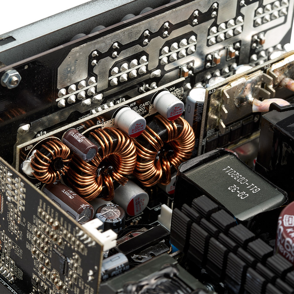 XPG CYBERCORE 1000W – image 7