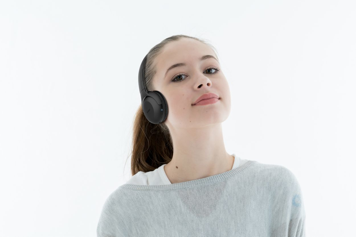 Philips TAUH202BK Headset Wireless Head-band Calls/Music Bluetooth Black – image 8