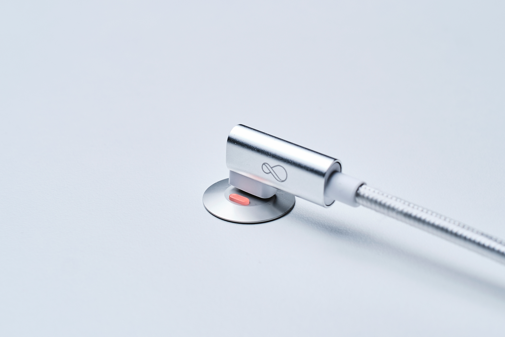 صورة Ochno O-SWO-100-1 USB-C Desktop Embedded Hub