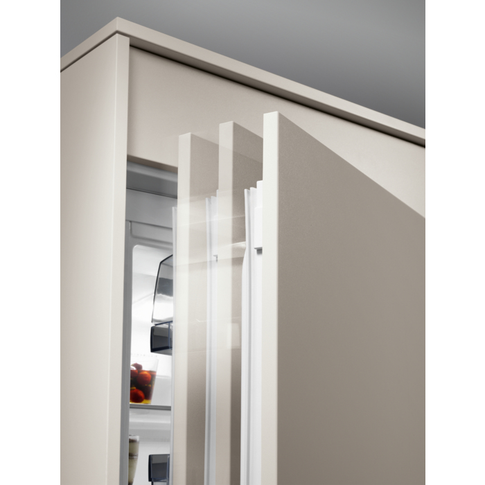 AEG SKS98800C5 fridge Built-in – image 3