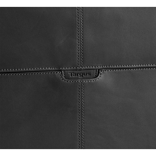 Targus Hughes 15.6" sleeve – image 3