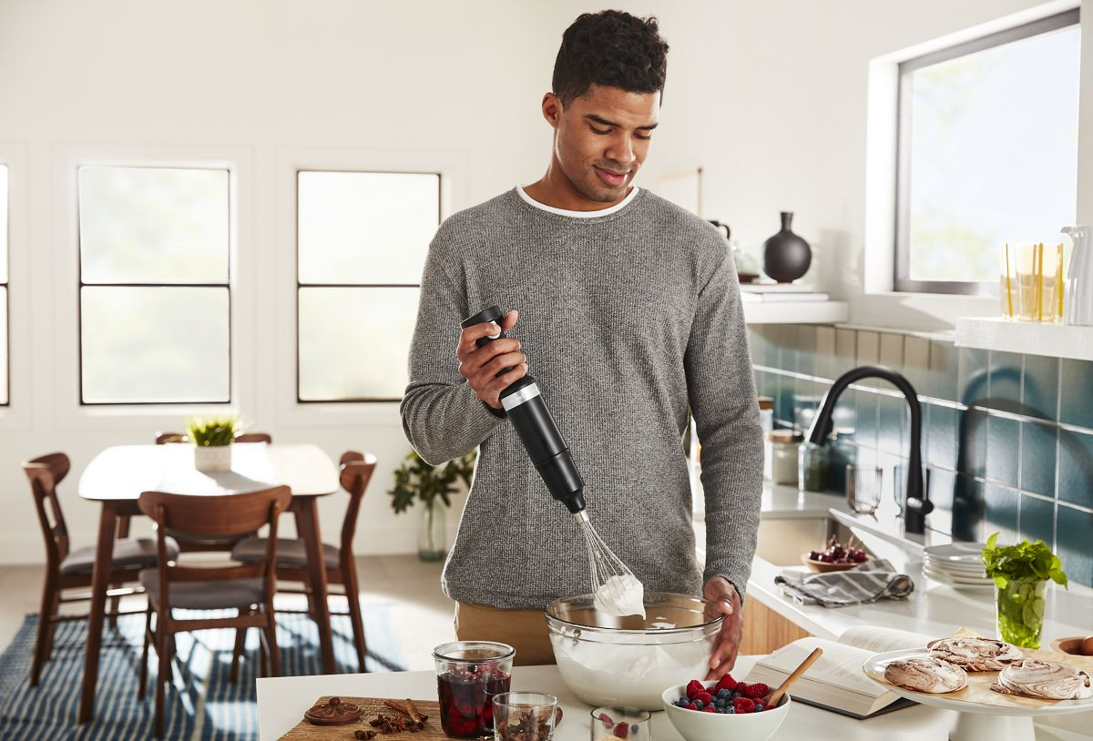 KitchenAid KHBBV83BM blender – image 3