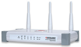 Intellinet 524988 wireless router Gigabit Ethernet – image 2