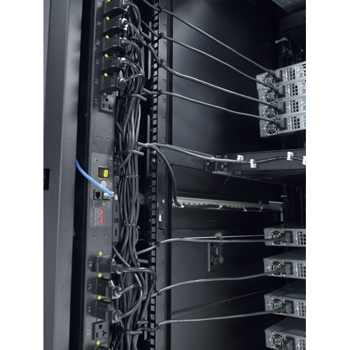 APC 2.4K VA Switched Rack PDU – image 4