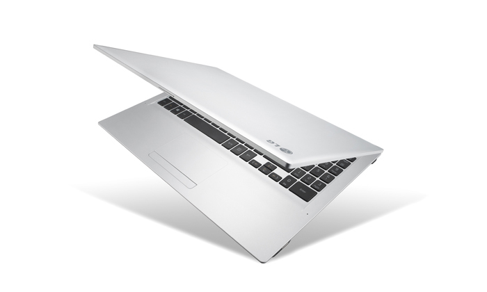 LG U series 15U530 Intel® Core™ i5 i5-4200U Laptop – image 3