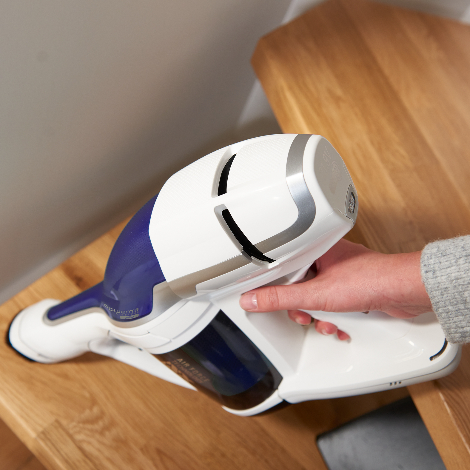 Rowenta RH9021 2-in-1 stick vacuum Battery Dry Foam Bagless – image 5