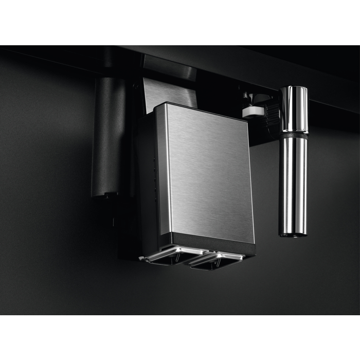 Electrolux KBC85T Fully-auto Espresso machine – image 4
