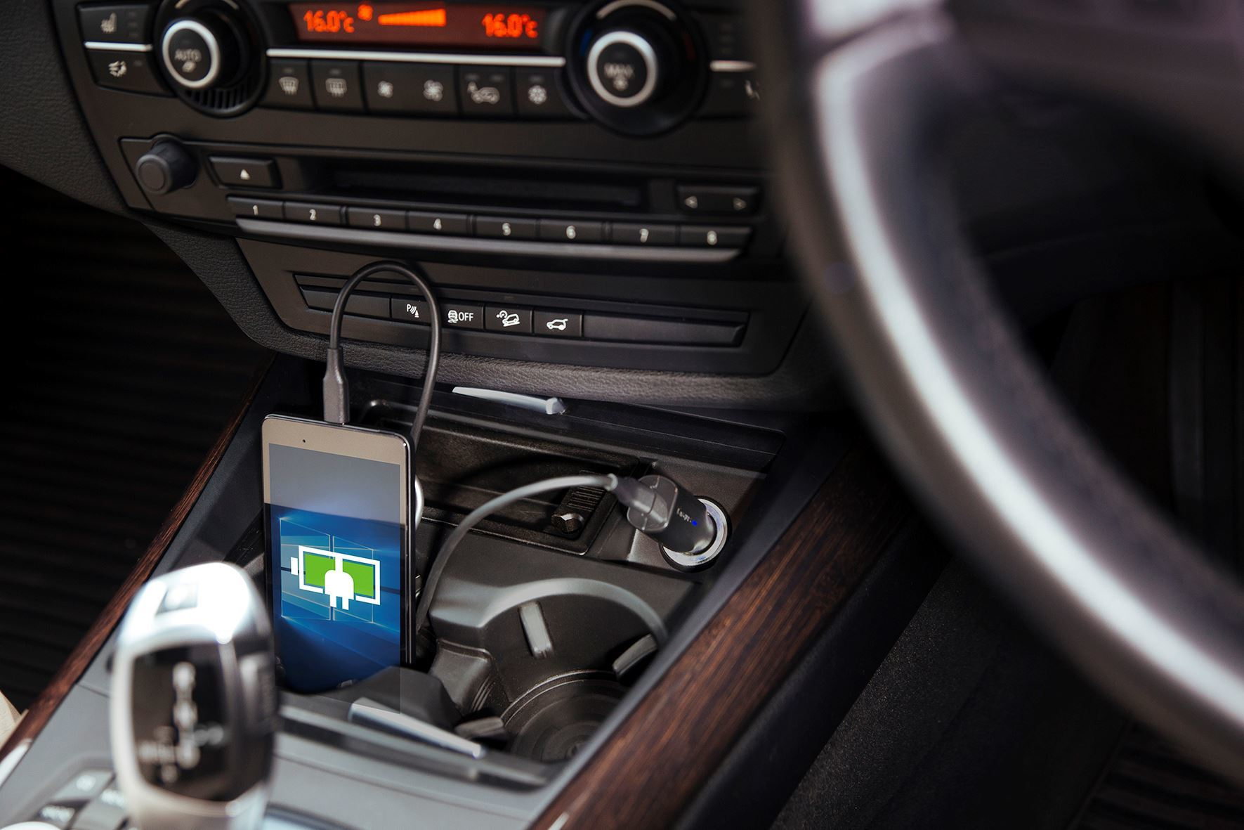 Targus APD39EU mobile device charger Universal Black Cigar lighter Auto – image 3