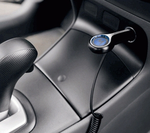 Motorola P513 microUSB Car Charger – image 2
