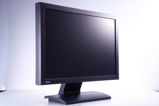 BenQ G2000WA 20" LCD – image 3