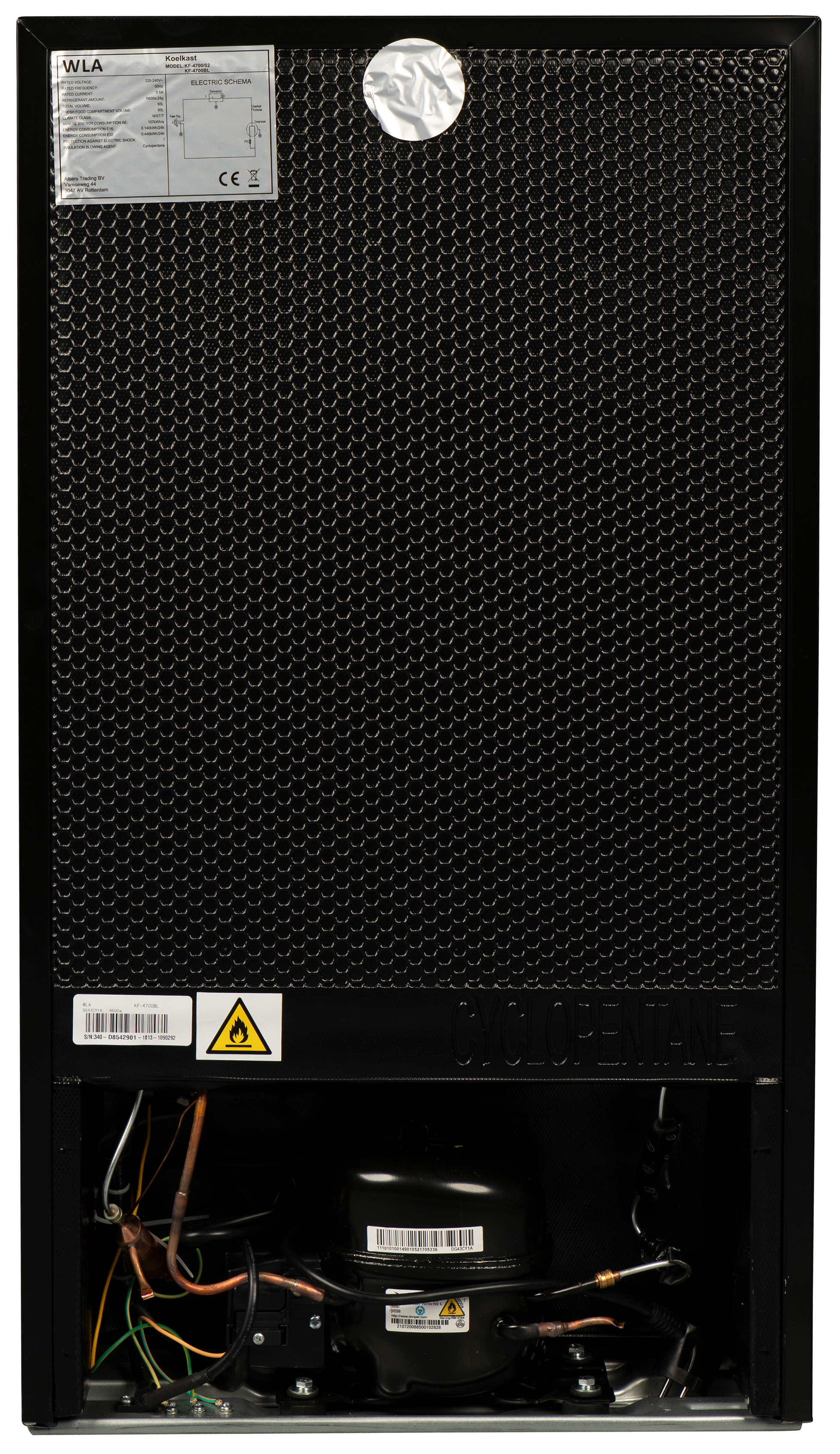 WLA KF4700BL fridge Freestanding – image 5