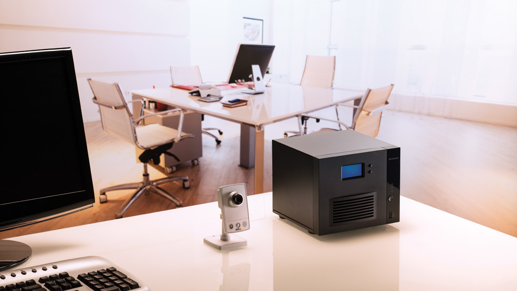 Lenovo 300D + 4X WD30EFRX – image 2