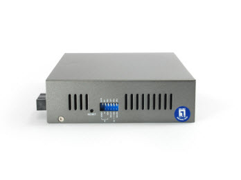 LevelOne 10/100BASE-TX to 100BASE-FX MMF SC PoE Converter, 15.4W – image 6
