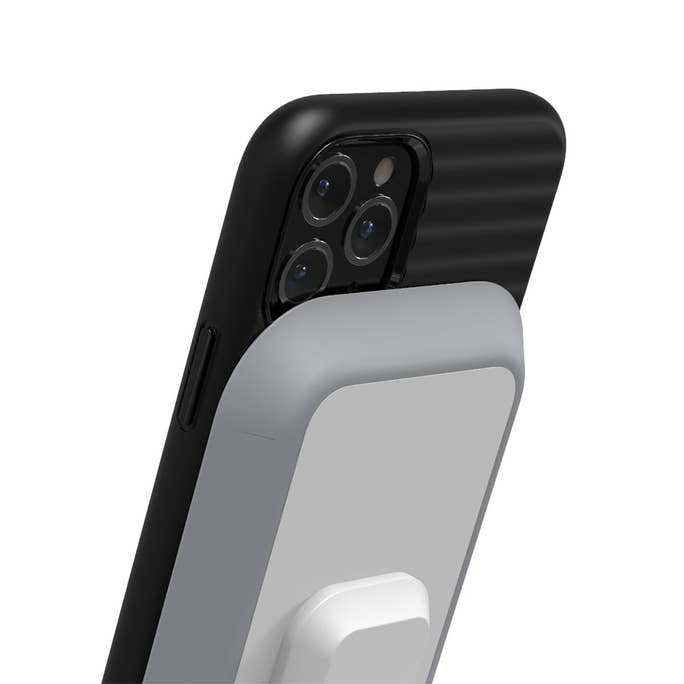 mophie 2-in-1 wireless charging stand with EU Plug Adapter – image 2