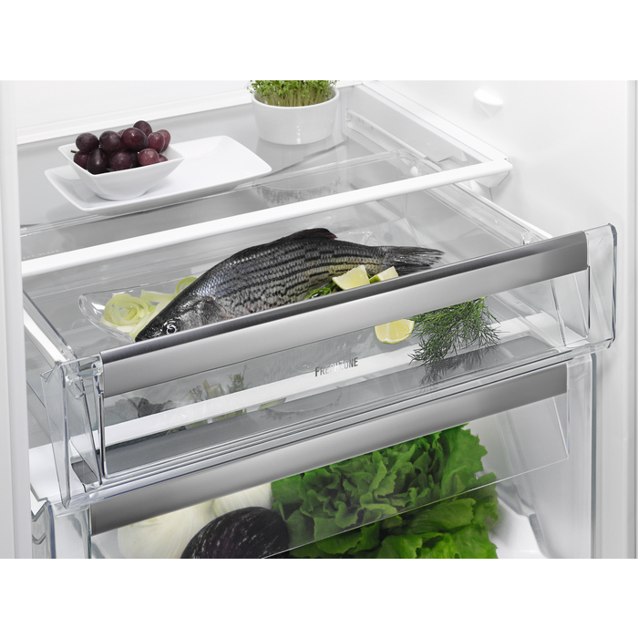 Electrolux ENN2821AJW Built-in – image 2