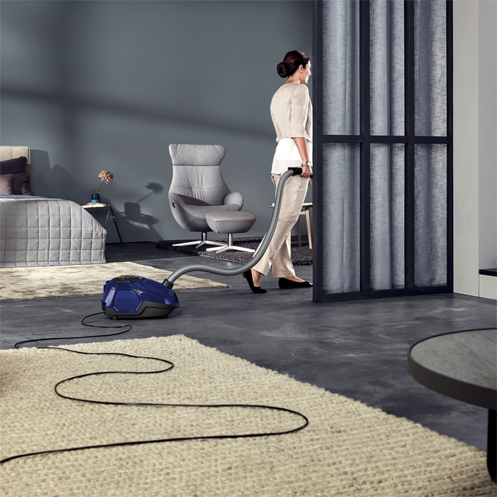 AEG VX7-1-DB Cylinder vacuum Dry – image 2