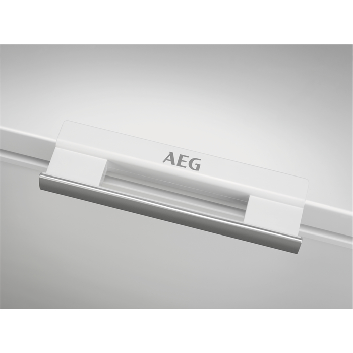 AEG AHB531E1LW Chest freezer Freestanding – image 3