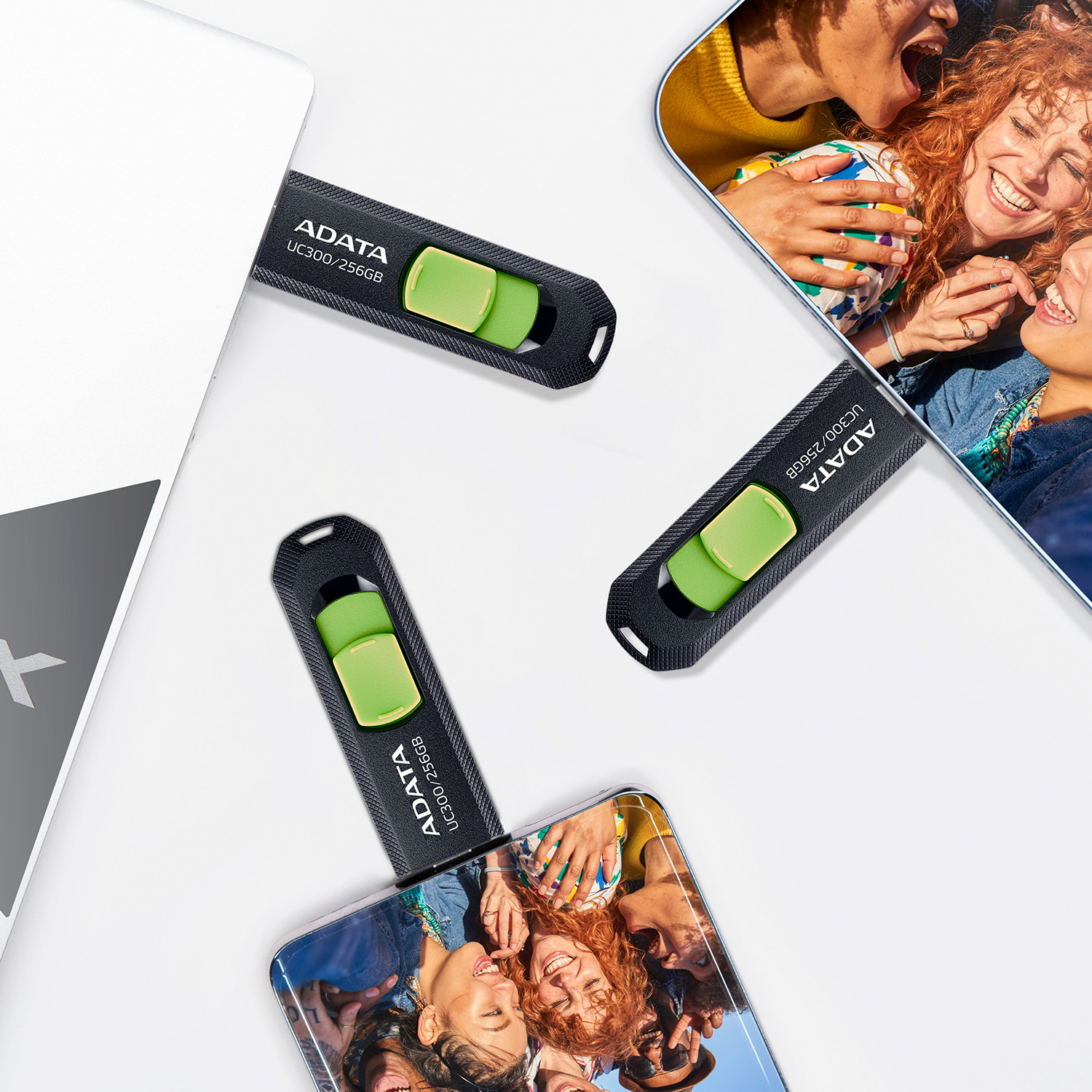ADATA UC300 USB flash drive – image 4
