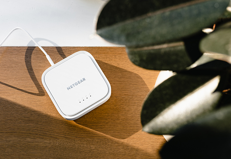 NETGEAR LM1200 Cellular network modem – image 8