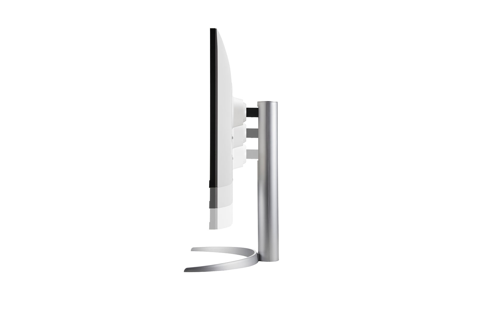 LG UltraFine 27UQ850-W – image 8