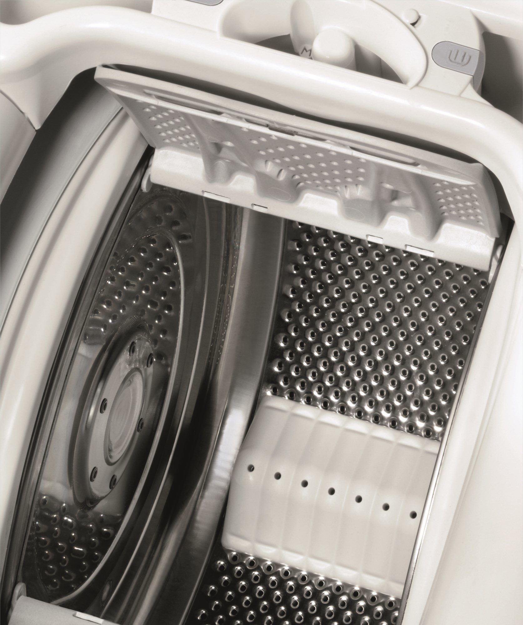 AEG L71272TL washing machine Top-load – image 4