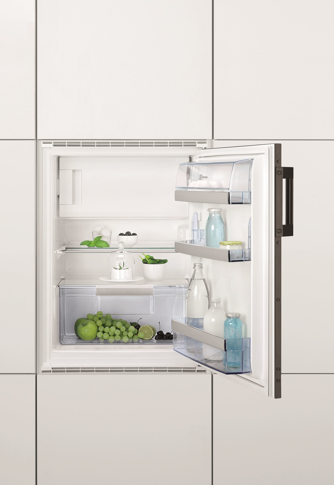 Electrolux EK136SRBR combi-fridge Built-in – image 2