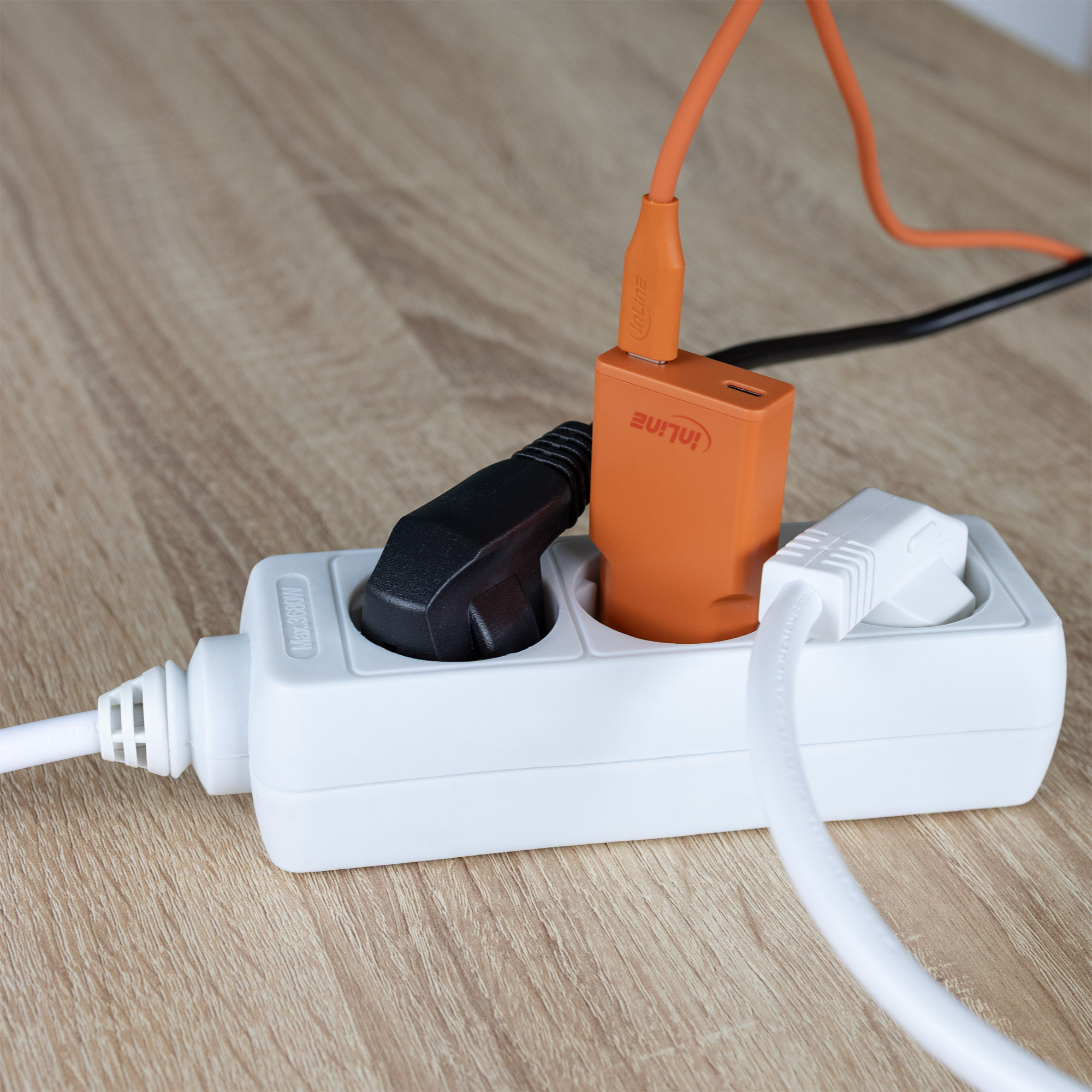 InLine 31590O mobile device charger Universal Orange AC Fast charging Indoor – image 8