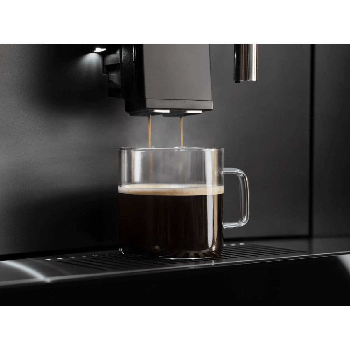 AEG NKC8N7B Fully-auto Espresso machine – image 4