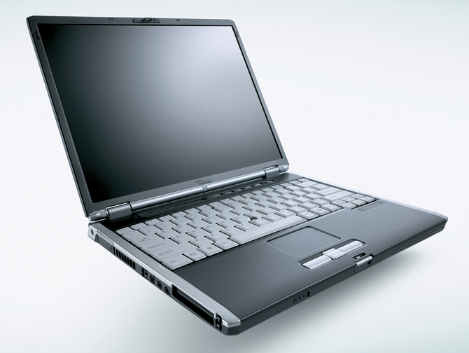 Fujitsu LifeBook S7010 Cent1500 256MB 40GB WXP