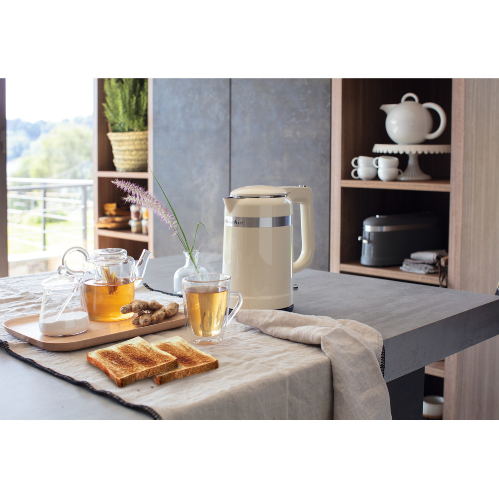 KitchenAid 5KEK1565BAC electric kettle – image 3