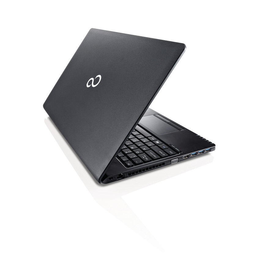 Fujitsu LIFEBOOK A555/G Intel® Core™ i5 i5-5200U Laptop – image 3