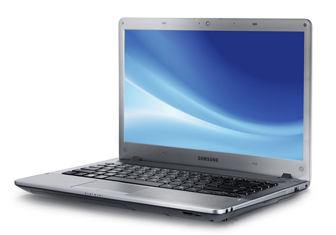 Samsung 3 NP355V4X AMD A6 A6-4400M Laptop – image 2