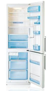 LG GR4292EWD fridge-freezer Freestanding – image 2