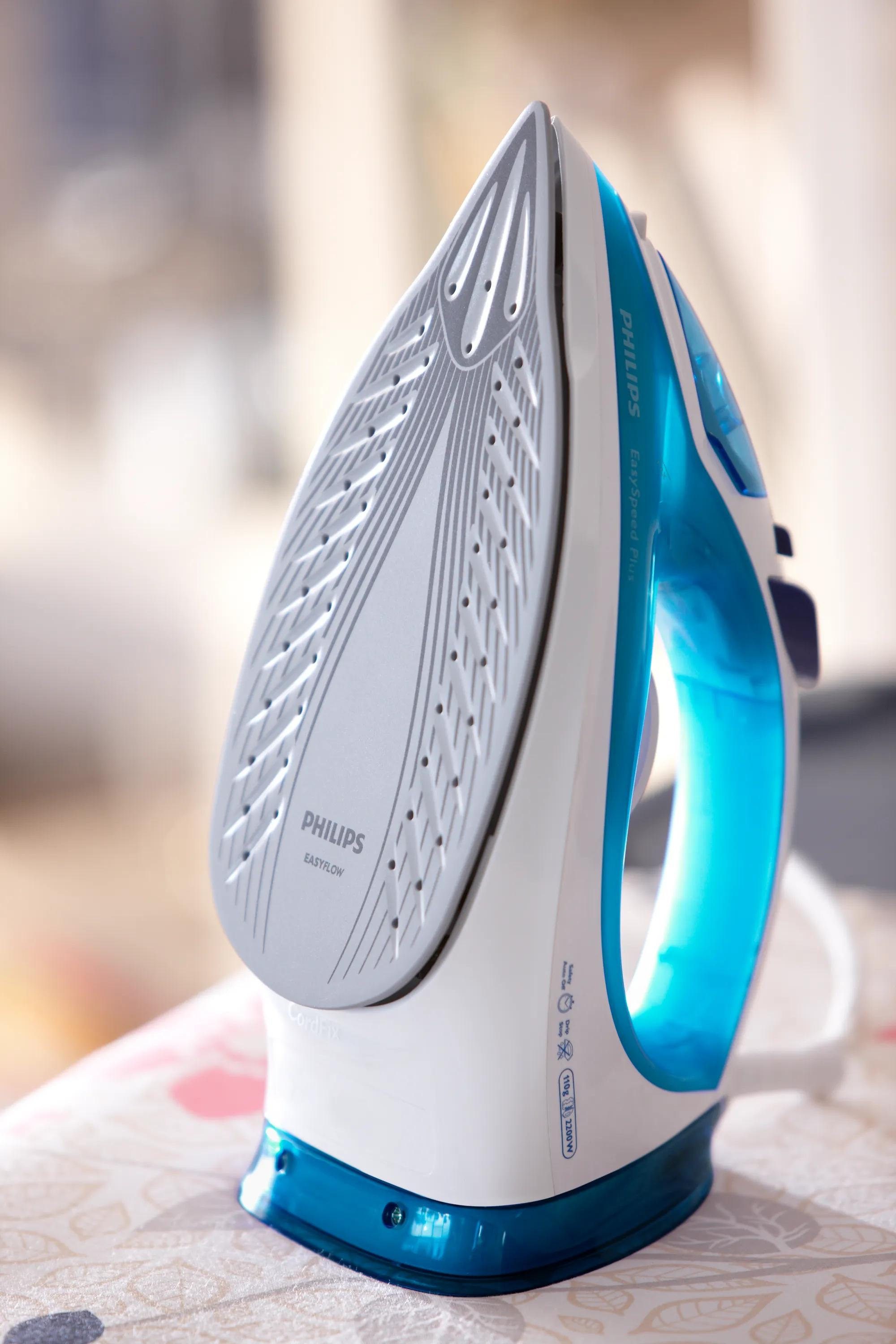 Philips EasySpeed Plus GC2040/20R1 iron – image 5