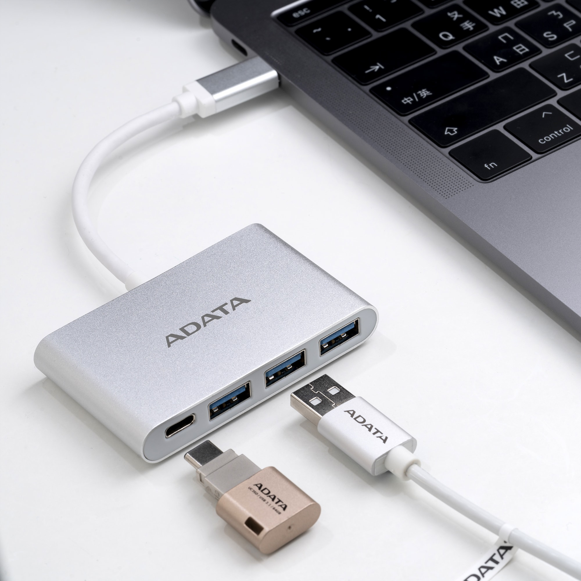 ADATA ACA3HUBAL-CSV interface hub Silver – image 5