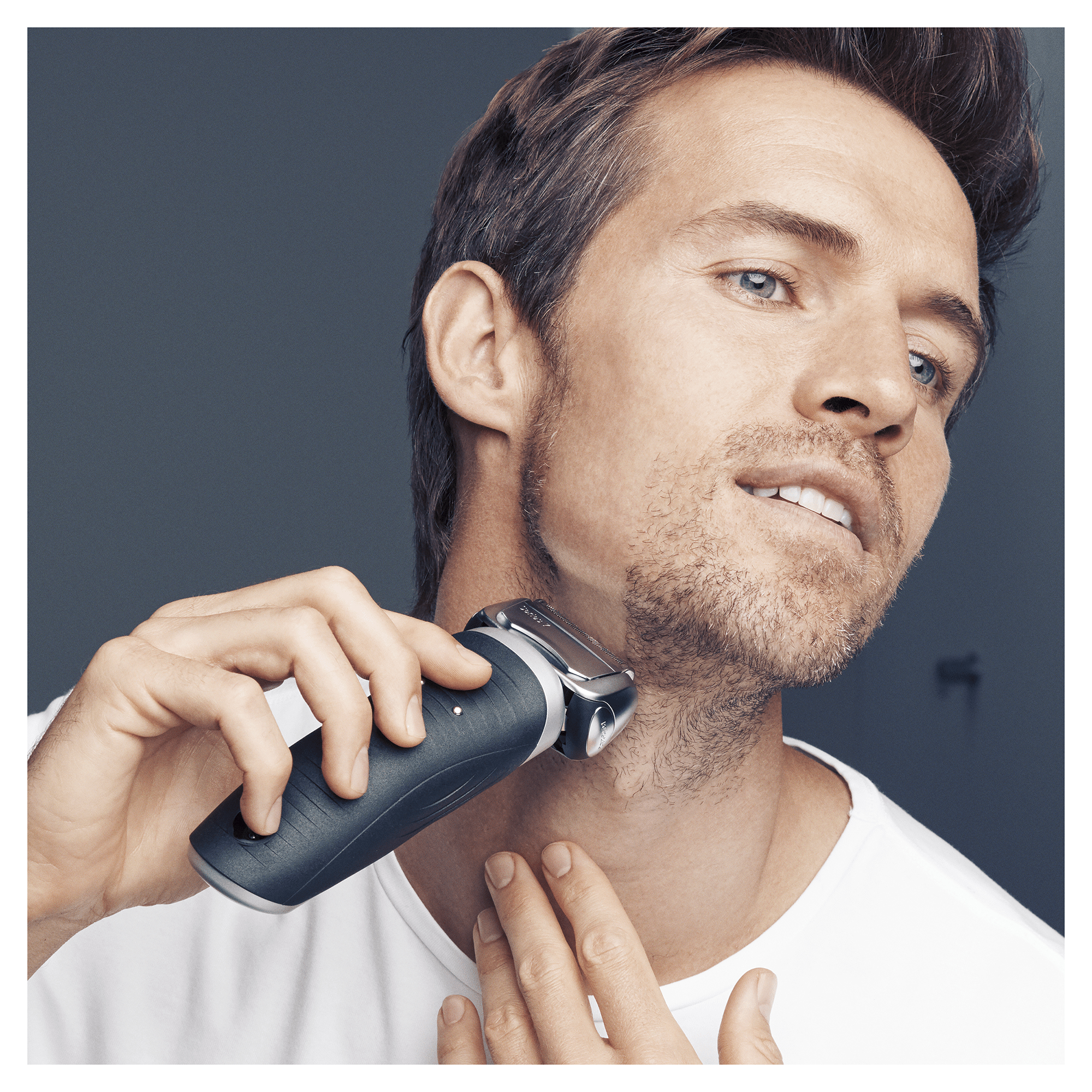 Braun Series 7 Electric Shaver for Men 7893s, with Travel Case – Silver – image 6