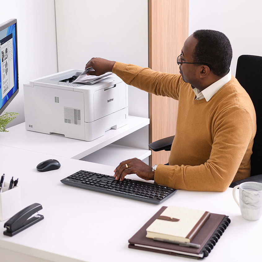 Brother HL-L5215DW laser printer – image 4