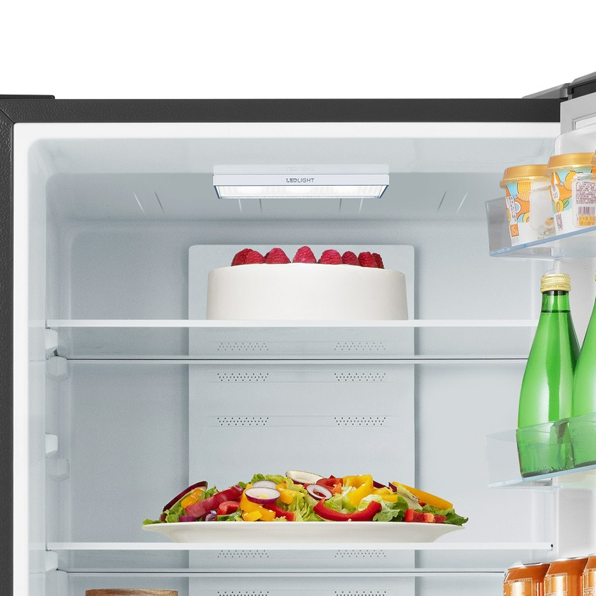 Hisense RB440N4AFE fridge-freezer Freestanding – image 5