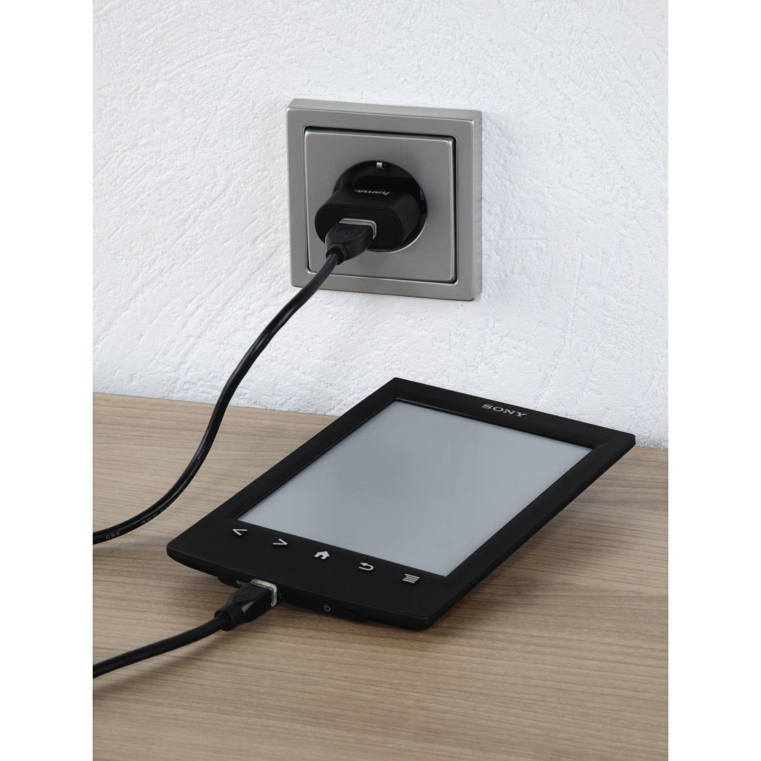 Hama 52196 Mobile phone, Tablet Black USB Outdoor – image 3