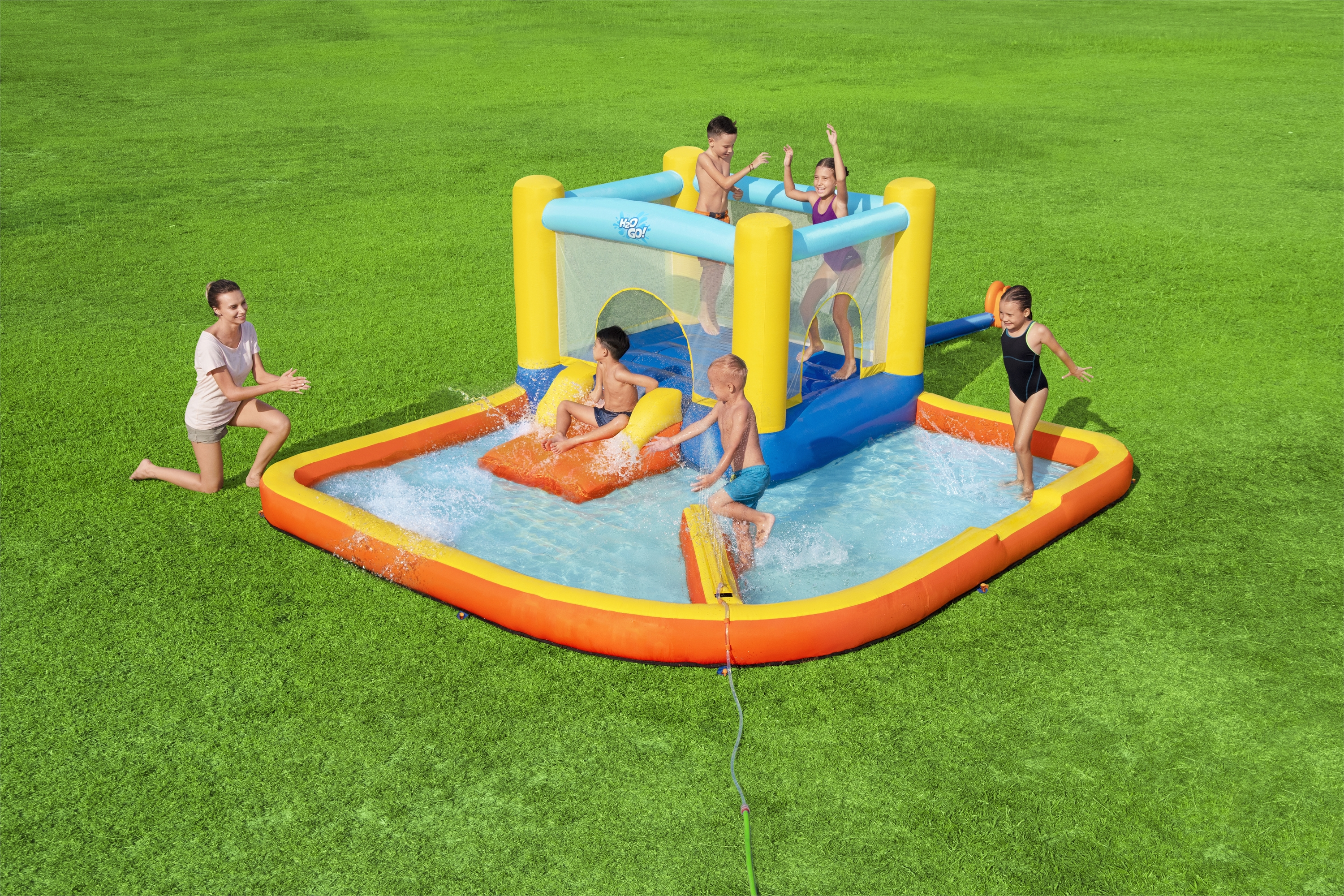 عکس پارک آبی بادی بزرگ H2OGO! Beach Bounce™ برای کودکان 1.52 متر