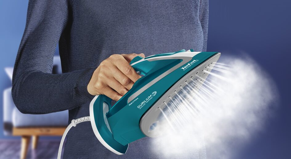 Tefal EasyGliss Plus FV5737 Dry & Steam iron Durilium soleplate – image 5