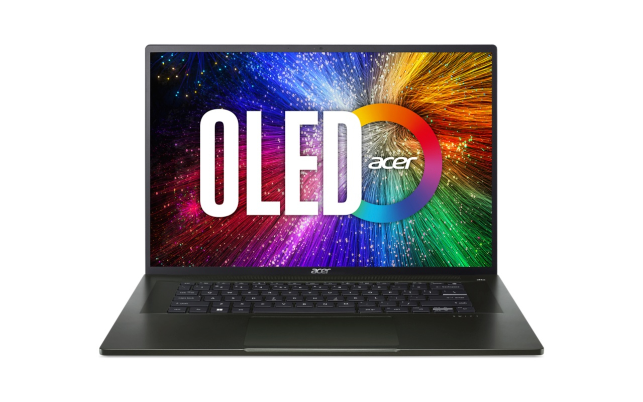 Acer Swift Edge SFE16-42-R94D AMD Ryzen™ 7 7735U Laptop – image 1