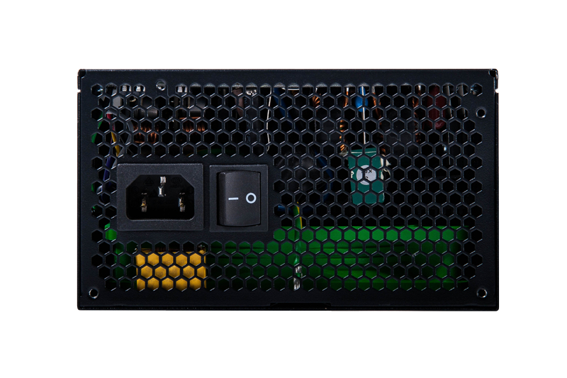 CLUB3D 700Watt 80+ Gold retail – image 4