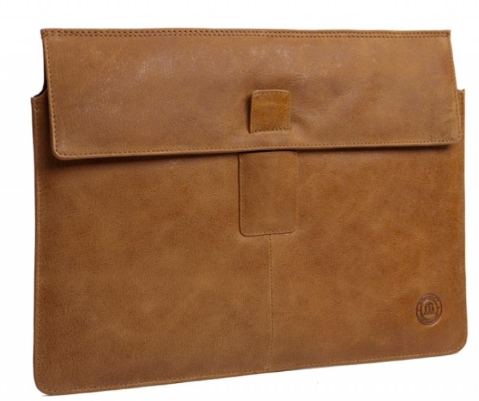 dbramante1928 envelope for MacBook Pro 15 - Golden tan