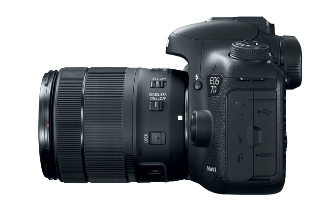 Canon 7D Mark II EF-S 18-135mm IS USM – image 3
